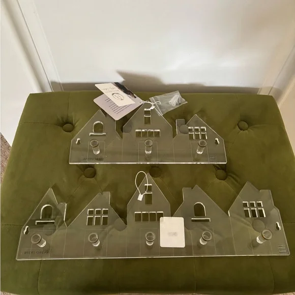 NWT - Two Acrylic Hook Wall Racks - Picture 8 of 11